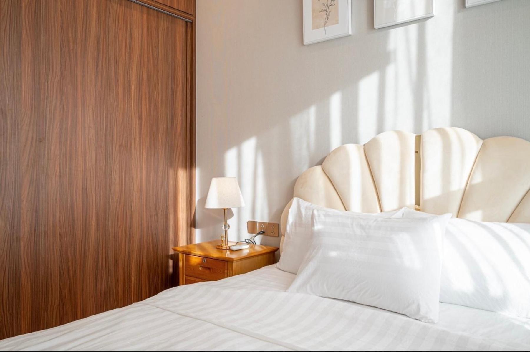 The Crest-Central Saigon Riverside -Free Pool-Gym-Sauna Room-Yoga Room Хошимин Екстериор снимка