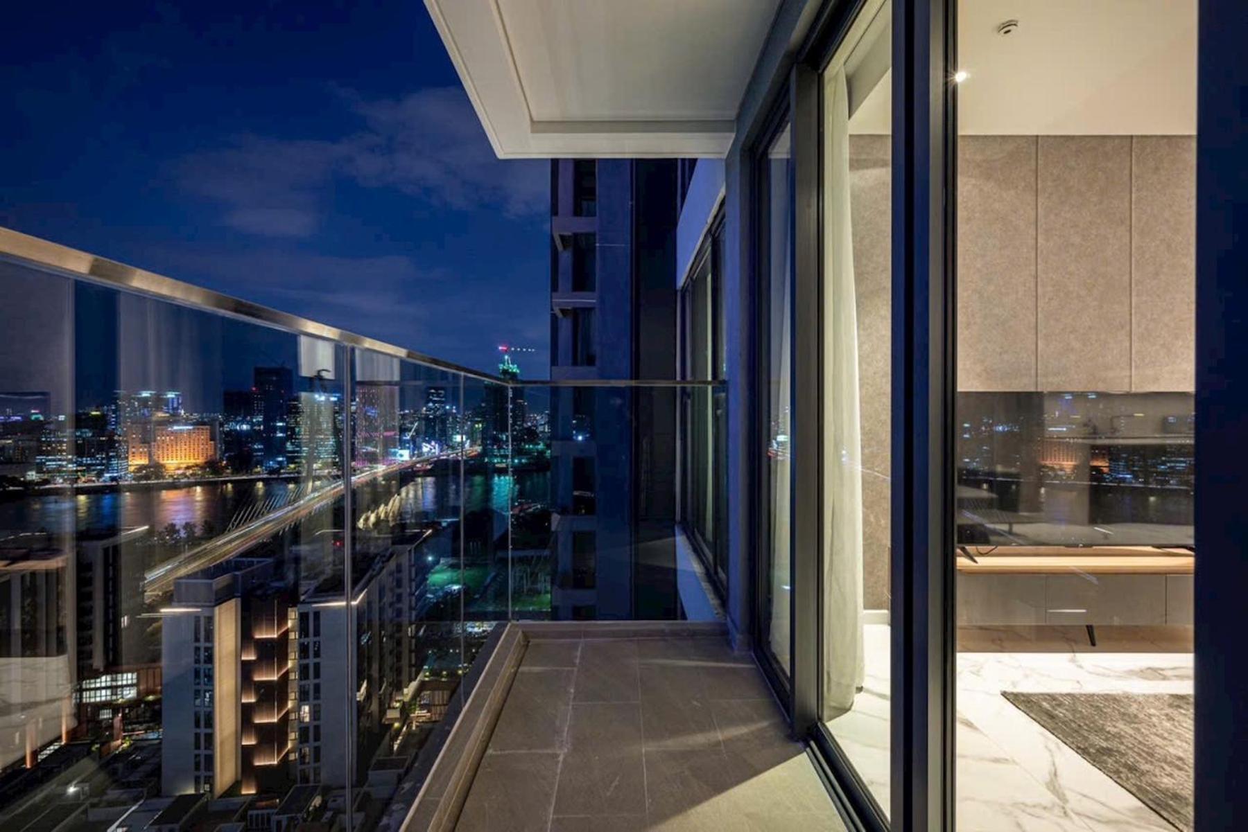 The Crest-Central Saigon Riverside -Free Pool-Gym-Sauna Room-Yoga Room Хошимин Екстериор снимка