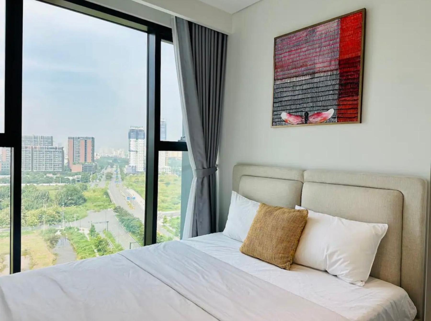 The Crest-Central Saigon Riverside -Free Pool-Gym-Sauna Room-Yoga Room Хошимин Екстериор снимка