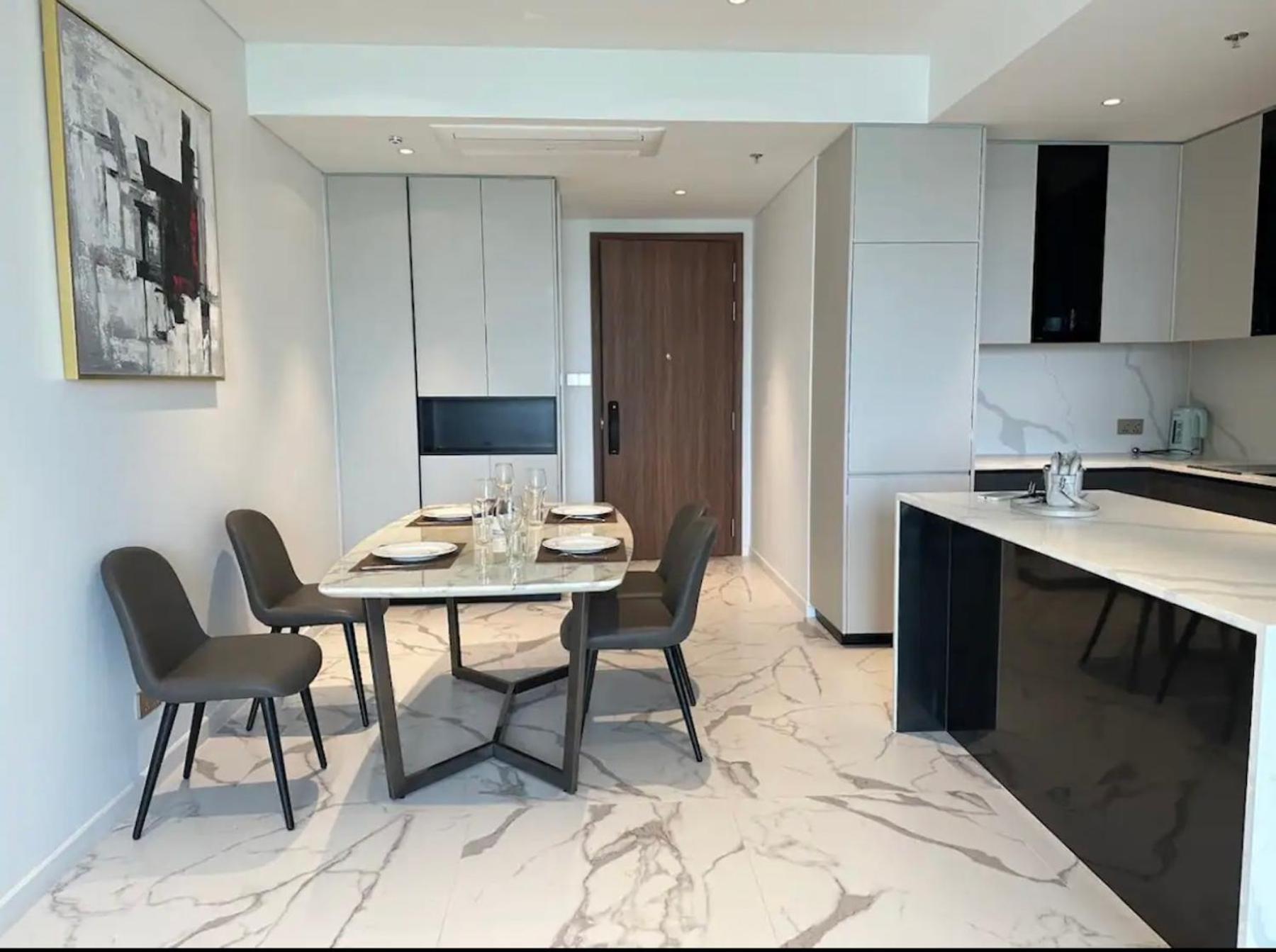 The Crest-Central Saigon Riverside -Free Pool-Gym-Sauna Room-Yoga Room Хошимин Екстериор снимка