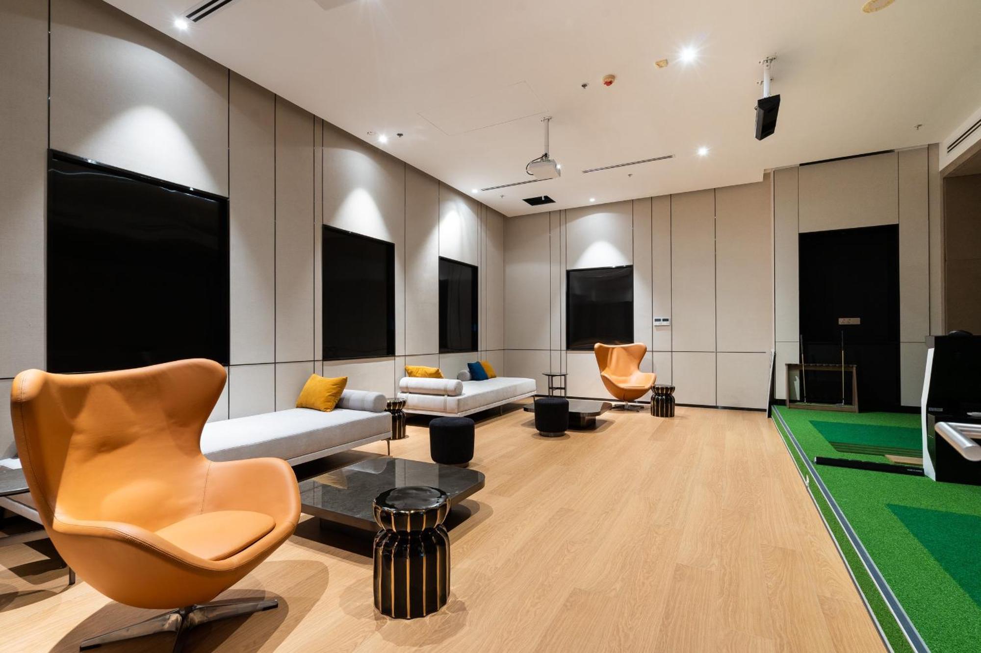 The Crest-Central Saigon Riverside -Free Pool-Gym-Sauna Room-Yoga Room Хошимин Екстериор снимка
