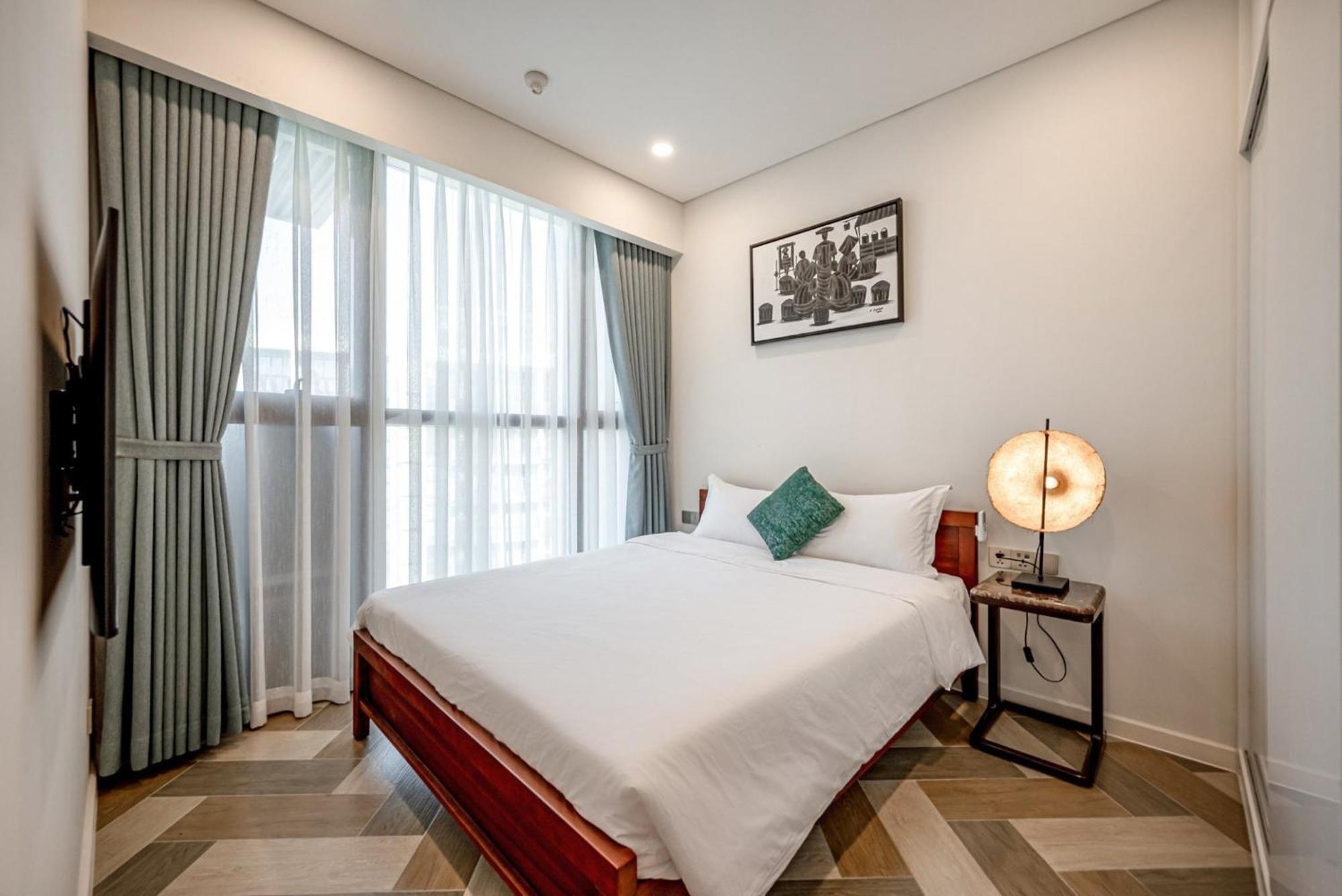 The Crest-Central Saigon Riverside -Free Pool-Gym-Sauna Room-Yoga Room Хошимин Екстериор снимка